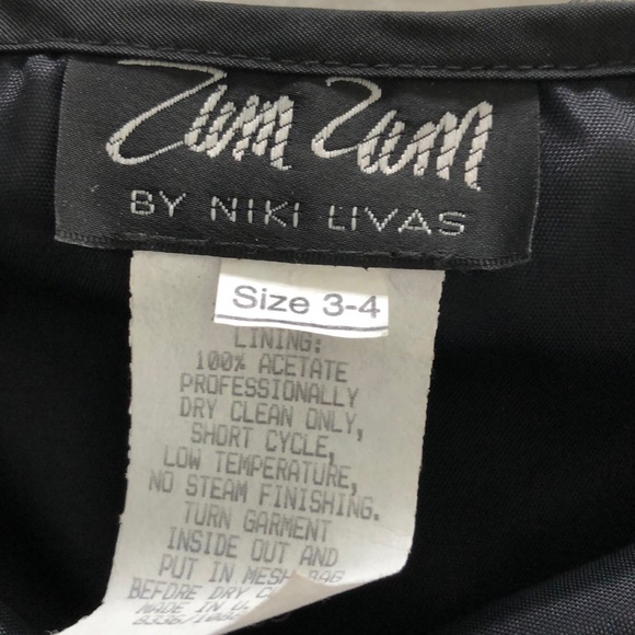 Skirt black. - Picture 2 of 2